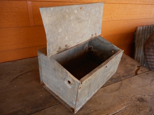 Scatola con coperchio - , zincata